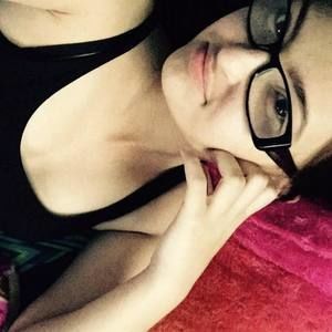 Meet your Posher, Dom